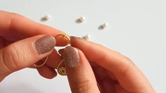 DIY Pearl Earrings - Easy Wire Wrapped Earrings - How to Make Wire Earring - Handmade Jewelry смотреть онлайн