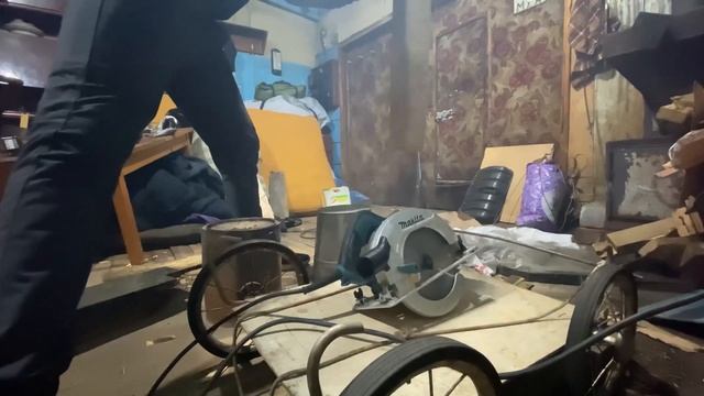 И снова гараж(полы,мусор,загнал машину) смотреть онлайн