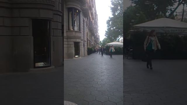 Paseo de Gracia - Barcelona смотреть онлайн
