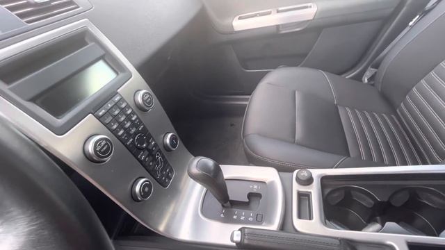 2009 Volvo S40 2.4i смотреть онлайн