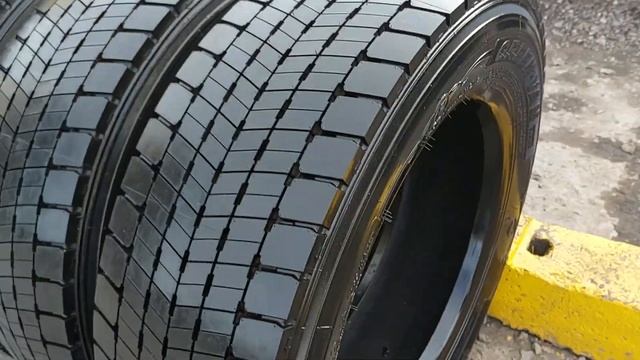 Грузовые шины Leao ETD100 295/60R22.5 смотреть онлайн