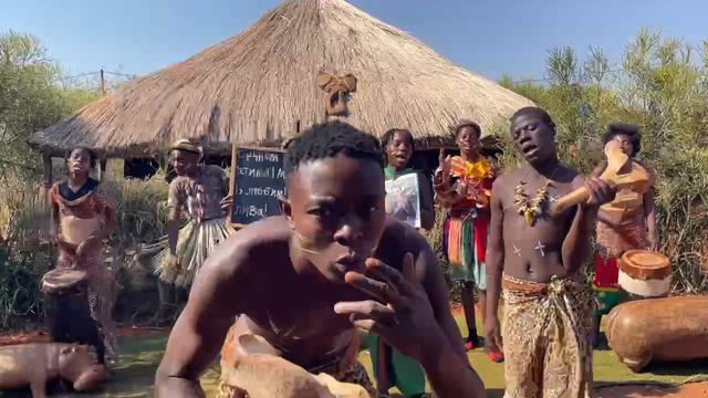 ПОЗДРАВЛЕНИЕ из АФРИКИ на ДЕНЬ РОЖДЕНИЯ смотреть онлайн