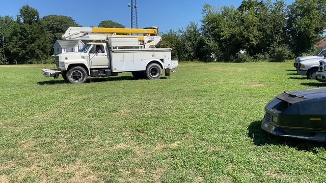 1986 Ford 40’ Bucket Truck w/ Detroit Diesel смотреть онлайн