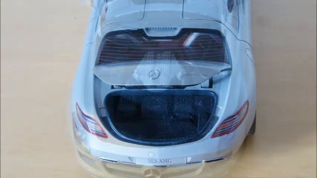(003) 1:18 Mercedes-Benz SLS AMG смотреть онлайн