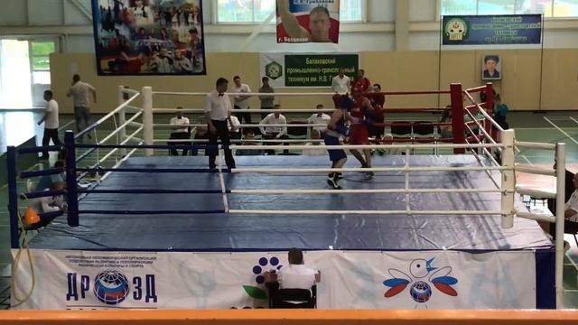Турнир по боксу памяти Н.В.Грибанова в Балаково смотреть онлайн