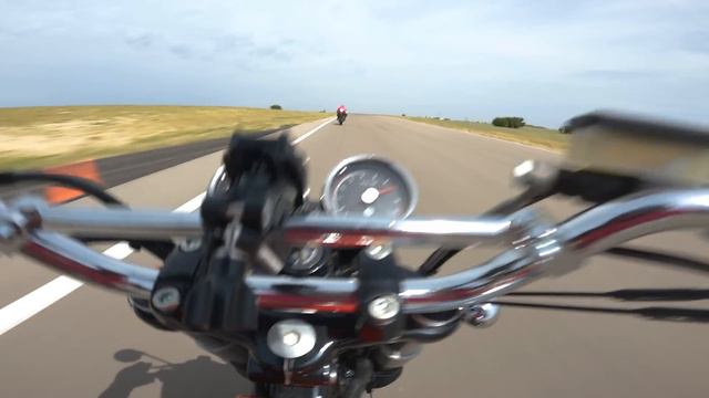 Can a Royal Enfield KEEP UP on a Race Track? смотреть онлайн