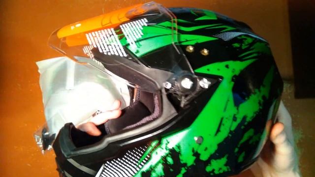 Распаковка и обзор шлема с Aliexpress