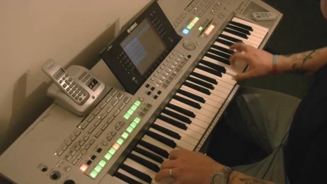 Yamaha Tyros - Greatest Love of all -Whitney Houston - HD смотреть онлайн