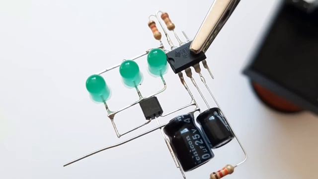 Top 20 BC547 Transistor projects смотреть онлайн
