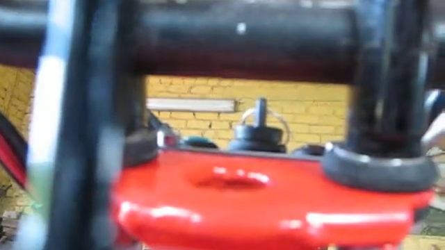 Homemade antivibe system on HONDA trx 450er смотреть онлайн