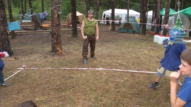 бои на резиновых мечах - в лагере Символик смотреть онлайн