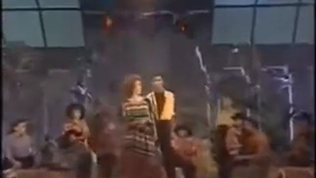 June Lodge _ Prince Mohammed - Someone loves you honey смотреть онлайн