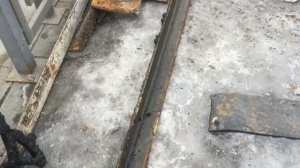 Нашёл Женский Клатч на Поисковый магнит, а Он Оказался Полон находок