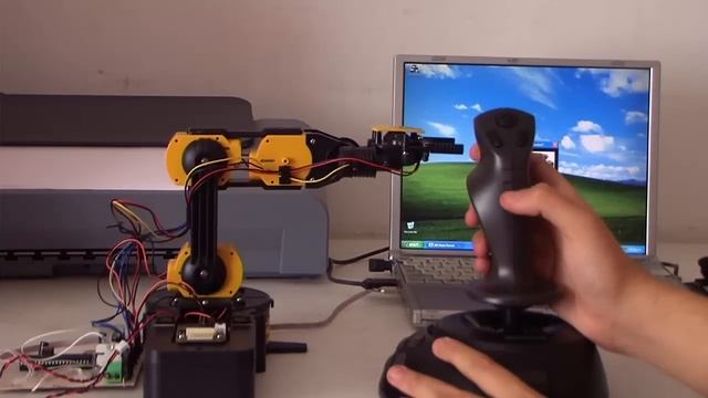 Brazo Robot Controlado Por Joystick смотреть онлайн