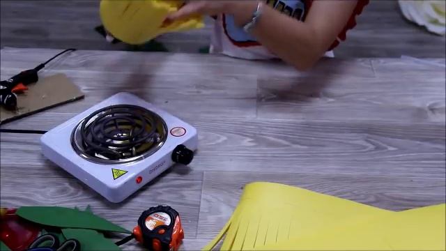 ЖЁЛТЫЙ ОДУВАНЧИК ИЗ ИЗОЛОНА. БЕСПЛАТНЫЙ МАСТЕР-КЛАСС ОТ СТУДИИ БОЛЬШИХ ЦВЕТОВ ОЛЬГИ ОЛЬНЕВОЙ смотреть онлайн