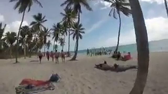 Playa bonita o Canto de la playa смотреть онлайн
