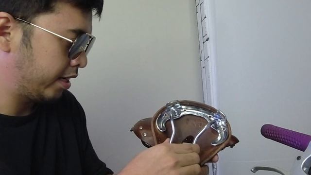 Saddle Review Gyes ( Taiwan ) Vs Brooks ( England )
