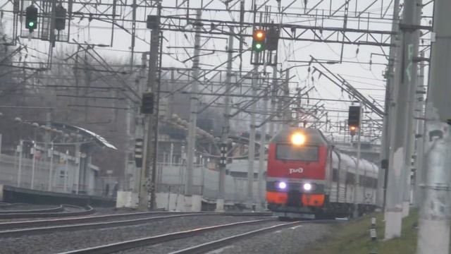 "Дождливый Снег" Электровоз ЭП2К-166 со скорым поездом №120 Москва - Саранск смотреть онлайн