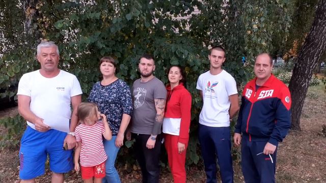 Туристы Пристень смотреть онлайн