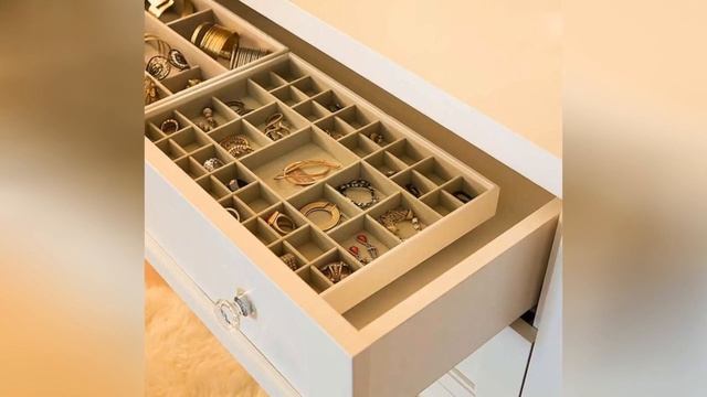 75 Beautiful Medium Tone Wood Floor And Linoleum Floor Closet Design Ideas #235 ? смотреть онлайн