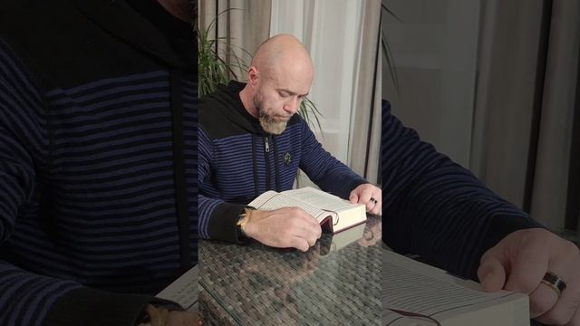 Почему радуга для гея - хорошо, а для верующего человека - плохо.