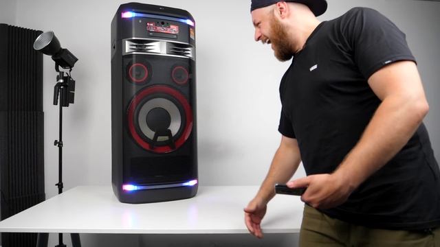 ? NEJVĚTŠÍ REPRÁK, KTERÝ JSEM TESTOVAL: 1800W monstrum od LG | WRTECH [4K] смотреть онлайн