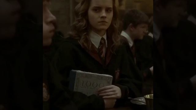 Эмма Уотсон-Hermione Granger смотреть онлайн