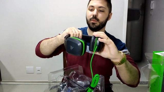 Unboxing Headset Razer Electra v2 - USB смотреть онлайн
