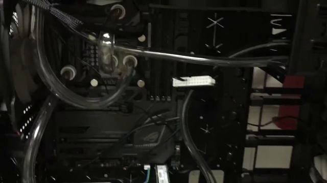 First water cooled PC build. Power-on for the very first time to test water pump смотреть онлайн