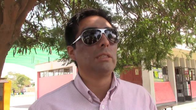 FALTA COMEDOR PARA LOS ALUMNOS DEL COLEGIO TORIBIO POLO DICE DIRECTOR смотреть онлайн