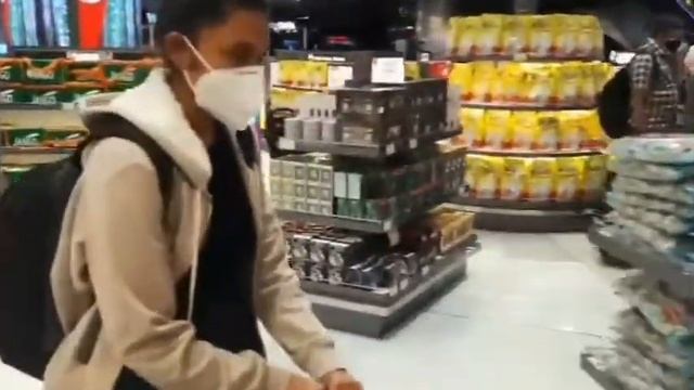 Hamad International Airport Tour ! Doha Airport! смотреть онлайн