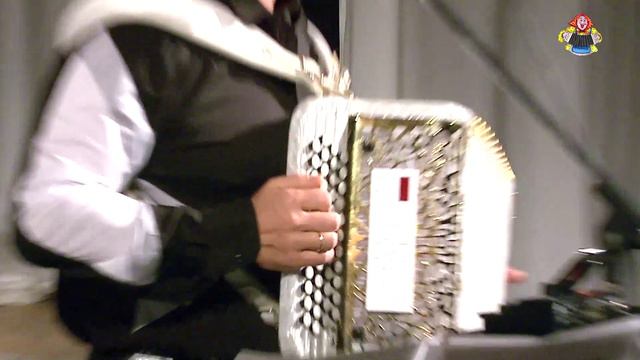 "ТОПОЛЬ И РЯБИНА" Валерий Семин в гостях у " Митрофановны " . Концертная запись! смотреть онлайн