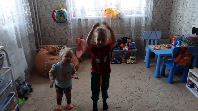 Зарядка со стишками смотреть онлайн