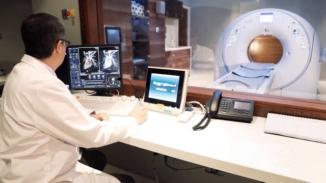High-tech 640 slice CT scanner смотреть онлайн