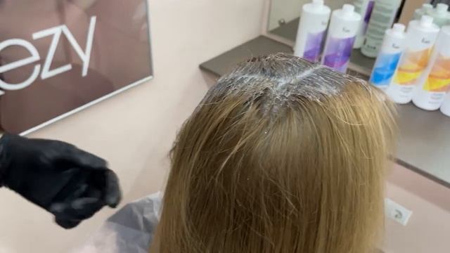 "Пшеничное" окрашивание Crazy blond смотреть онлайн