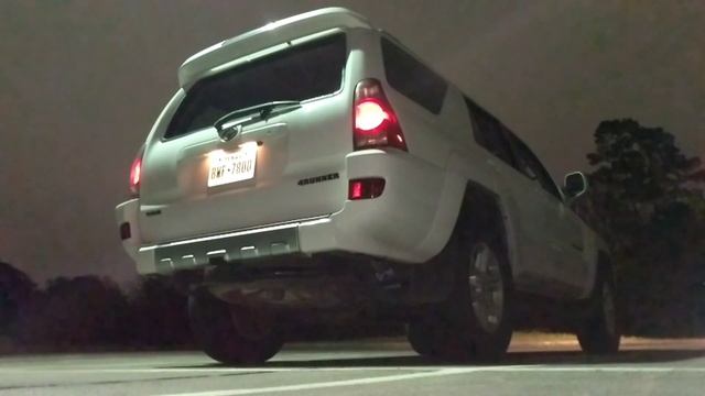 V8 4Runner with Flowmaster 44 смотреть онлайн