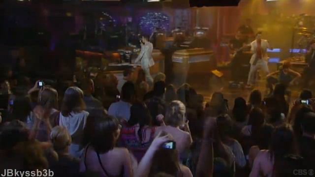 Joe Jonas - Kleptomaniac live on Late Show with David Letterman 2011 смотреть онлайн