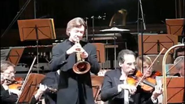 Sergei Nakariakov "Haydn Cello concerto in C" 1st movement смотреть онлайн