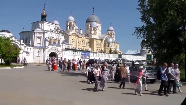 Крестный ход в день Святой Троицы. Верхотурье!31.05.2015 смотреть онлайн