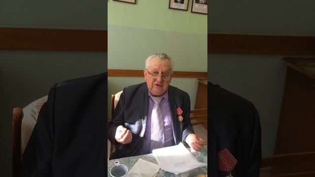 Шокуров Николай Анатольевич автор стихотворения «Переведи меня через Майдан» смотреть онлайн