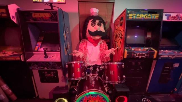Pasqually The 70s Chuck E Cheese Animatronic Arcade Game Room DIY Servo Arduino смотреть онлайн