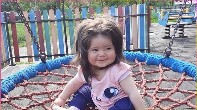Помните эту девочку? Как спустя два года выглядит Габриэла , которая родилась с густой шевелюрой смотреть онлайн
