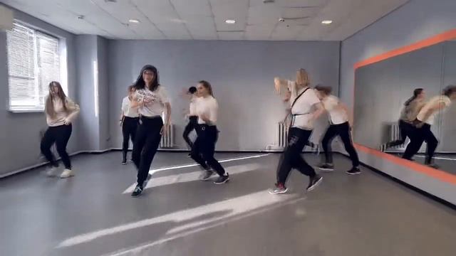 Stray Kids - God's Menu • Мини-Курс • V Dance смотреть онлайн