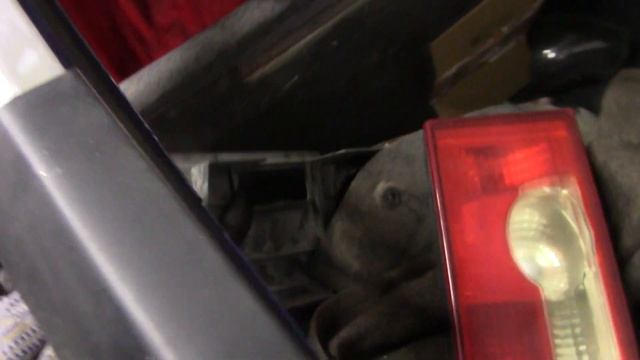 Замена заднего крыла ваз 2114. Скрытые нюансы работы. смотреть онлайн