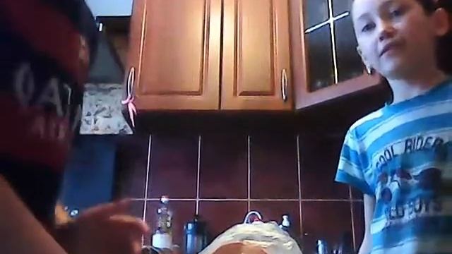 DIY- КАК СДЕЛАТЬ СВОЮ ПИЦЦУ В ДОМАШНИХ УСЛОВИЯХ ЗА 5 МИНУТ? ЛЕГКО! смотреть онлайн