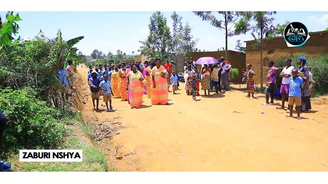 UBUKWE BUDASANZWE MU RWANDA😍 Umukobwa uteye Ubwoba mu maso Akoze Ubukwe bw'Amateka😍 Byari Udushya❤💞 смотреть онлайн