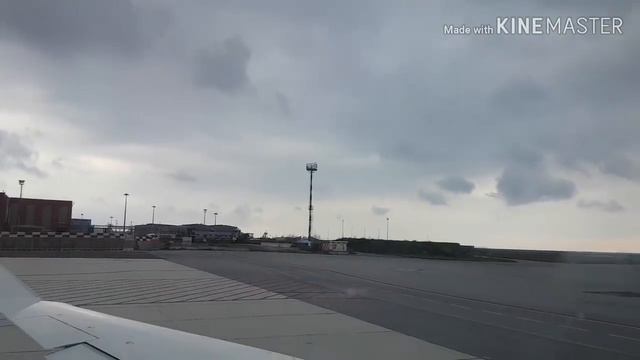 Над крылом самолета, куда мы летим смотреть онлайн