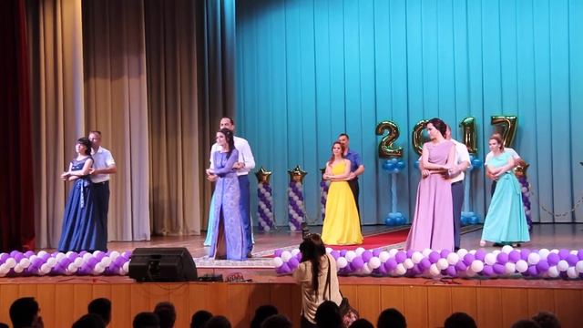 Танец пап и дочек. Выпуск в Новомичуринске 2017 смотреть онлайн