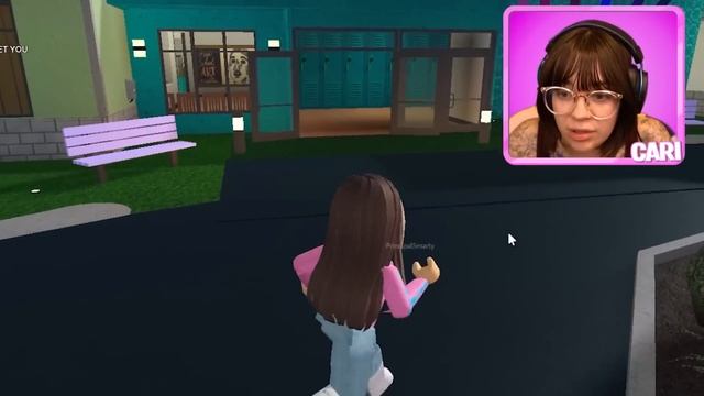 SECRET ADMIRER Asked Me To PROM.. He Had A DARK SECRET! (Roblox) смотреть онлайн