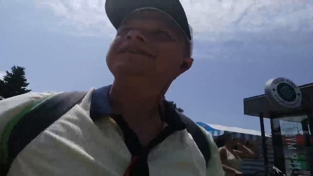 Прогулка по курортному городку "Адлер курорт" смотреть онлайн